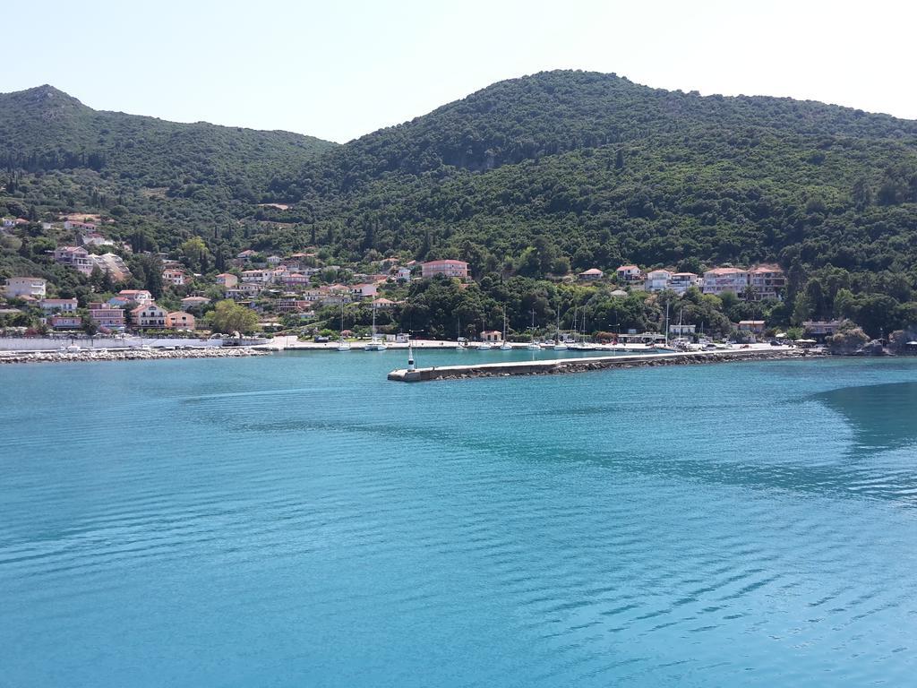 Hotel Friderica House à Poros  Extérieur photo